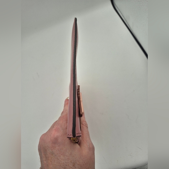 kate spade All The Buzz Dusty Peony Clutch/pouch - Picture 6 of 8